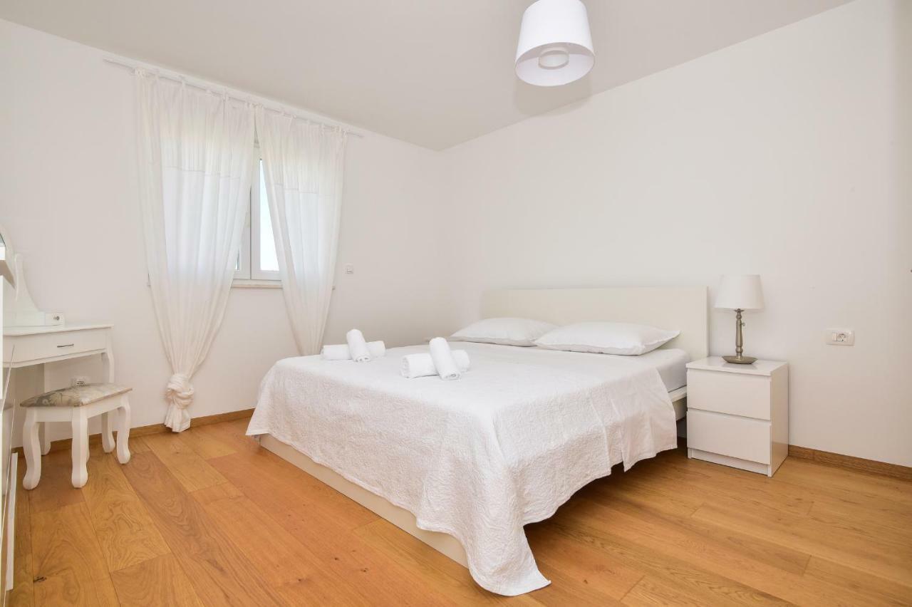 Apartment Ricca Seaview Makarska Ngoại thất bức ảnh
